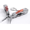 Pinza multifuncional con accesorios tipo madera y estuche met?lico individual.